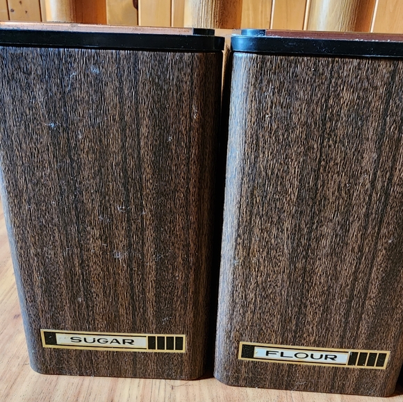 Vintage Kromex Stackable Canisters With Faux Wood Grain and Copper Lids. - Picture 2 of 7